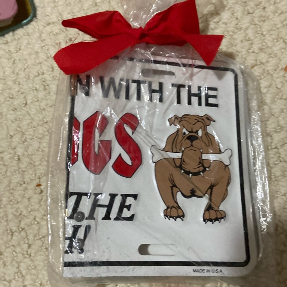 Big dogs, license plate album